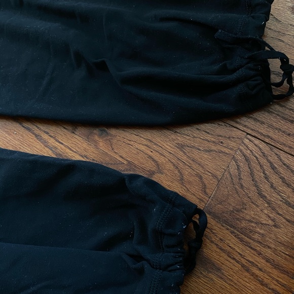 Lulu lemon black joggers size 4 - Picture 12 of 12